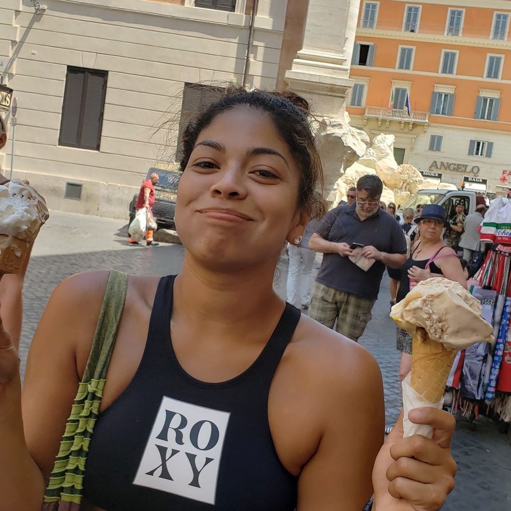 Meet your Posher, Steph